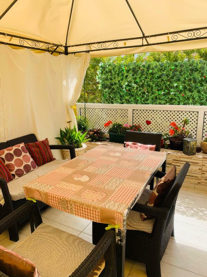 Orlando Apartment Адехе Екстериор снимка